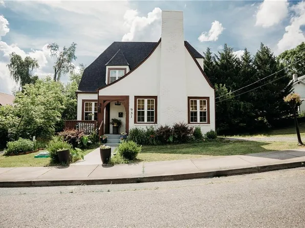 931 Willow St, Mount Airy, NC 27030
