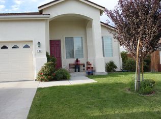 962 Ridgefield Dr, Carson City, NV 89706