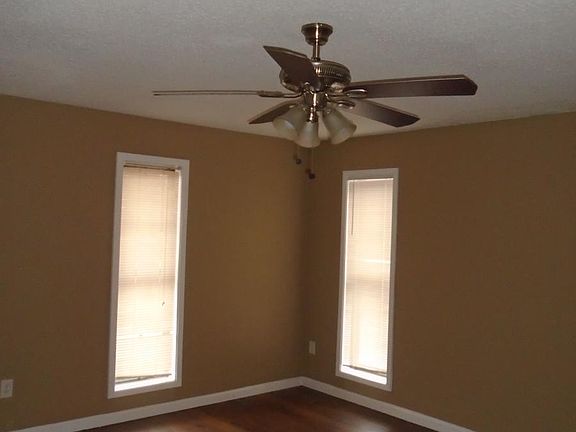 4th image of 5925 Whisper Valley Dr