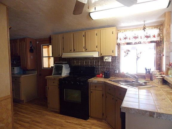 4th image of 10675 N Chinook Dr