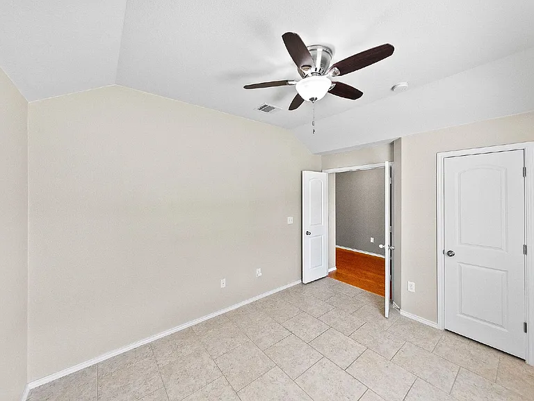 6097 Heron Dr — Photo 34