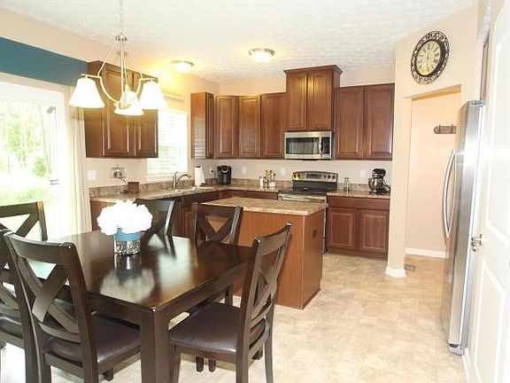 4th image of 103 Duncan Dr