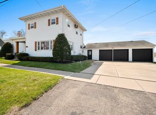 319 Jackson Ave, Omro, WI 54963