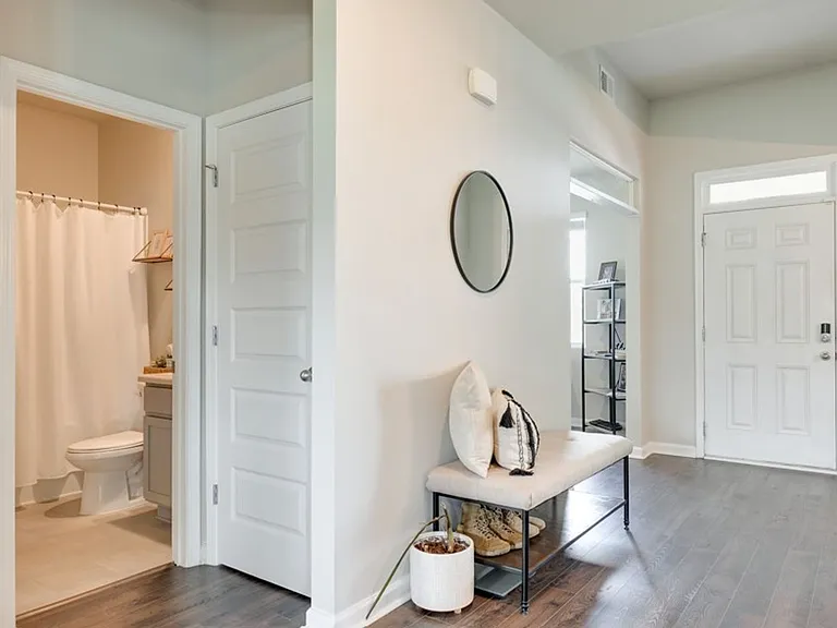 935 Hay Meadow Dr — Photo 3