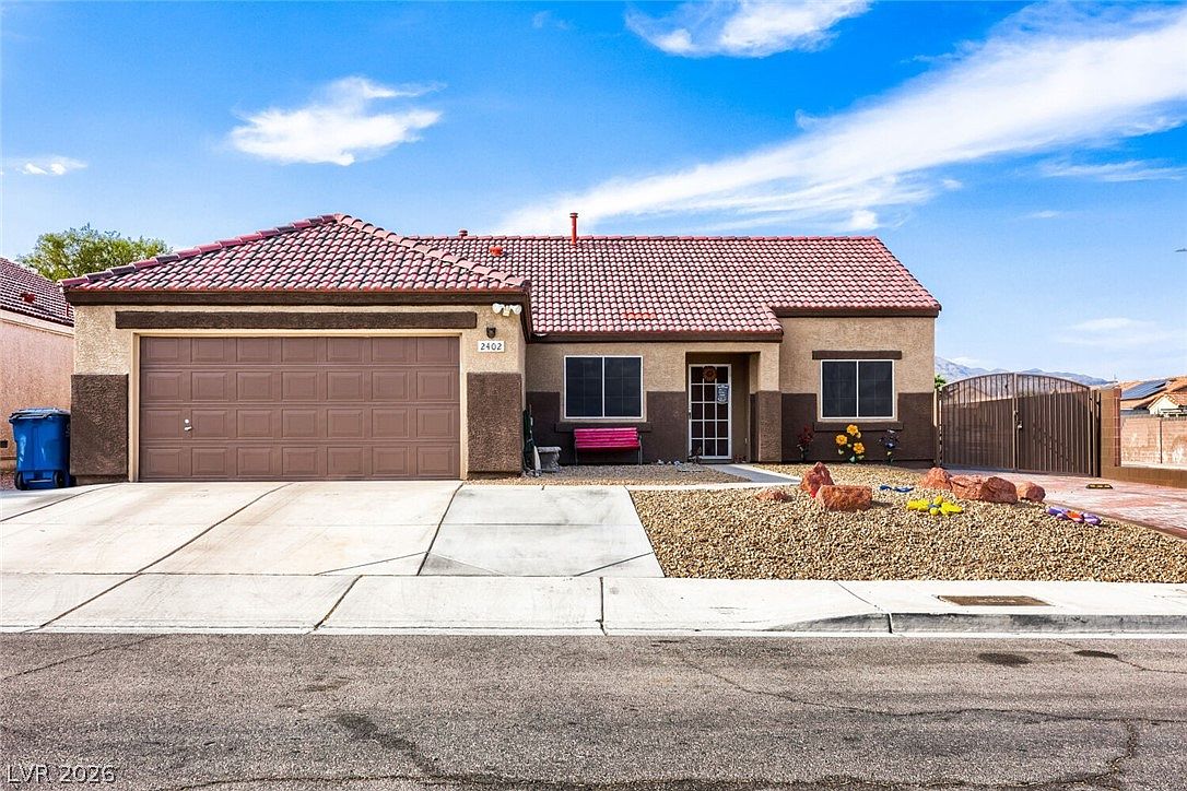 2402 White Sails Ct — photo 4
