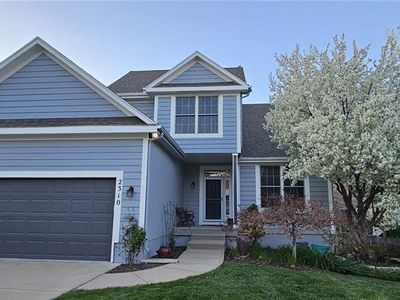 2310 W Forest Dr, Olathe, KS, 66061