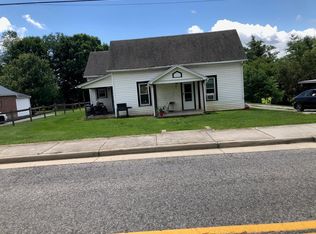 109 E Buck Ave, Rural Retreat, VA 24368