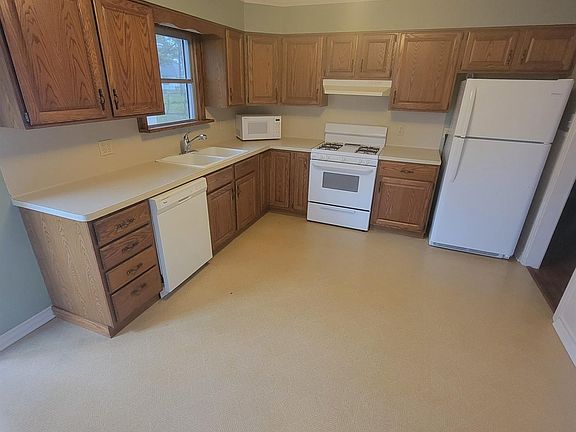4th image of 1606 Wilburn Dr