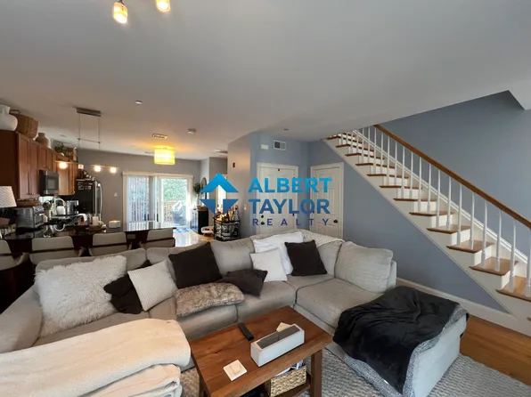 111 Pleasant St, Boston, MA