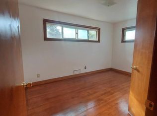 1526 Jackson St, Rockford, IL