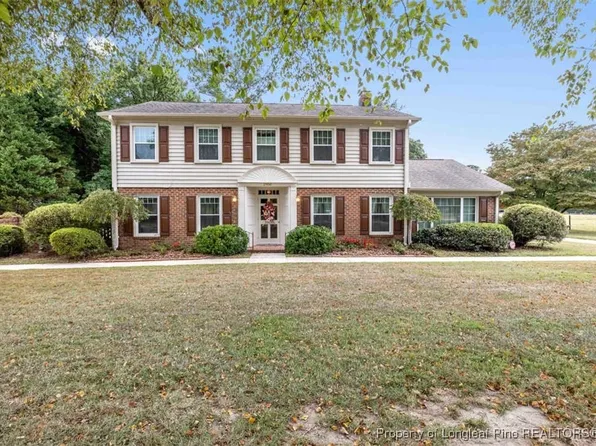 1950 Middle Rd, Eastover, NC 28312