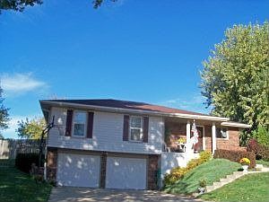 1st image of 3406 N 37th Ter