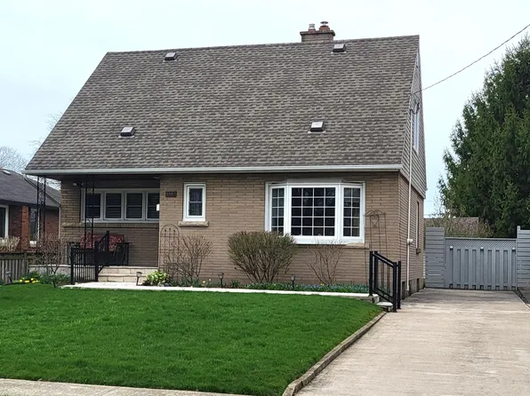 6987 Dell Ave, Niagara Falls, ON L2G 4W1