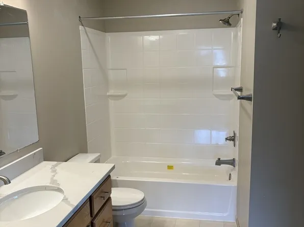 7121 Excelsior Way, Saint Louis Park, MN 55426
