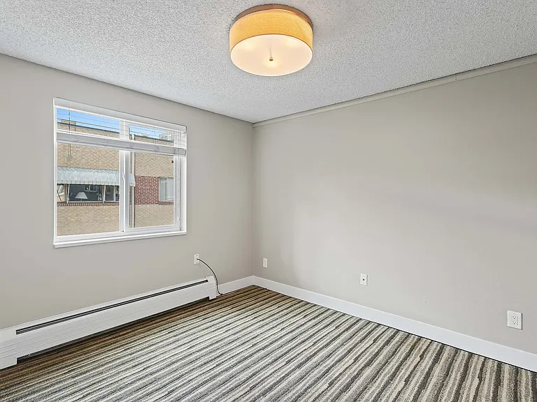 Pearl Apartments — Photo 41
