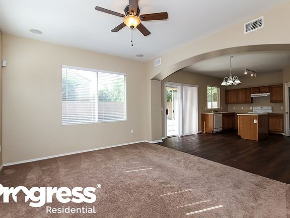 4th image of 4014 W Arlington Cir