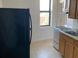 26 Columbia Ter APT 9, Edgewater, NJ 07020