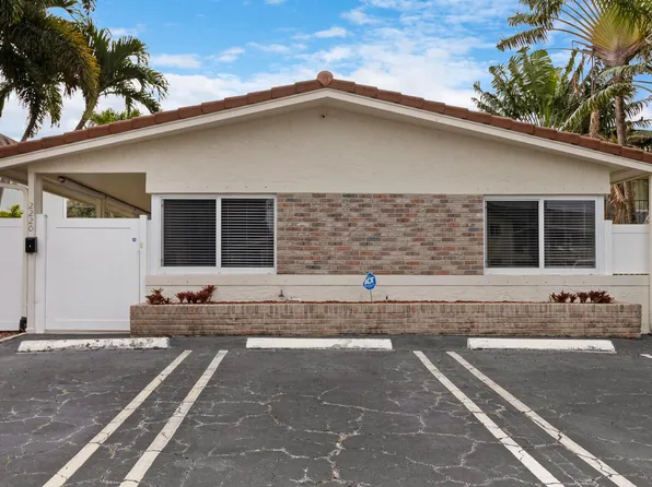 2220 SE 5th Street, Pompano Beach, FL 33062