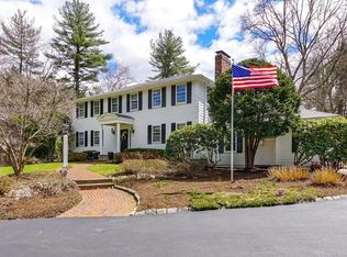 48 Hartford St, Dover, MA 02030