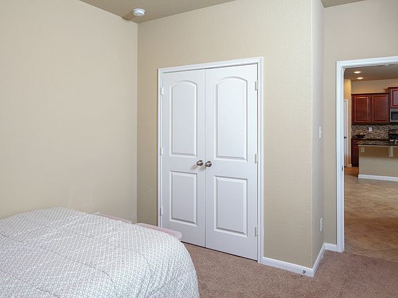 4th image of 2942 Post Oak Cir