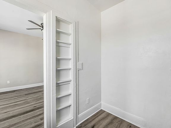 5th image of 1800 N La Brea Ave APT 207
