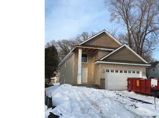 581 Ironton St NE, Fridley, MN 55432