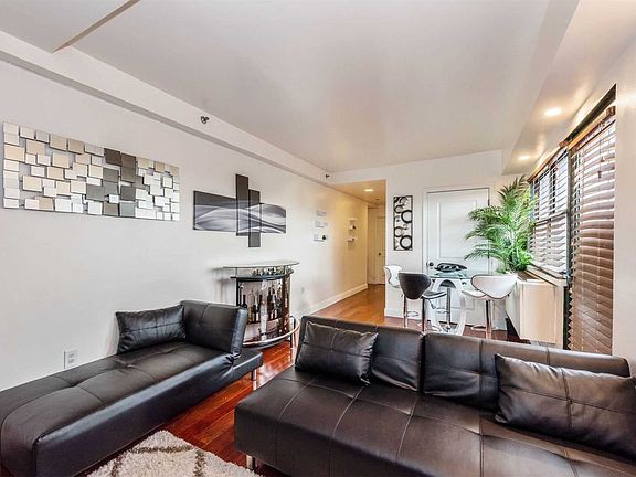 5th image of 14341 84th Dr APT 8