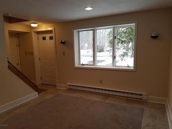 5th image of 120 Michelle Ln