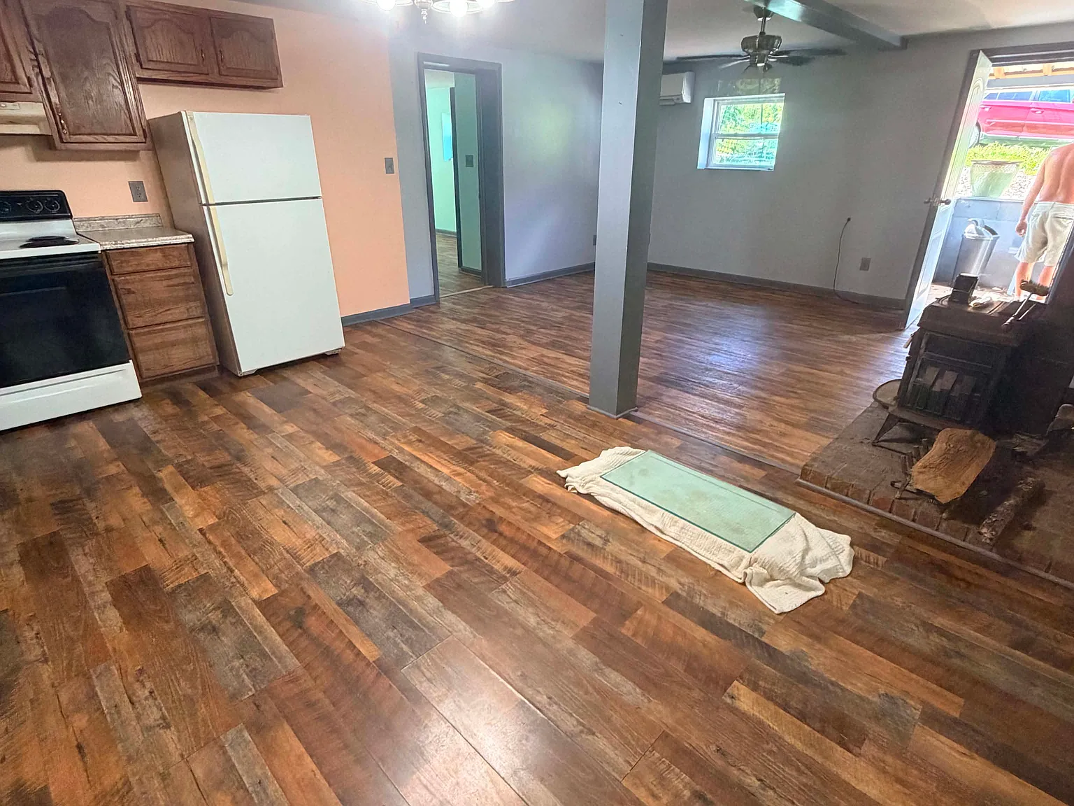 1 bed, 936 sqft, $1,200 — Photo 4