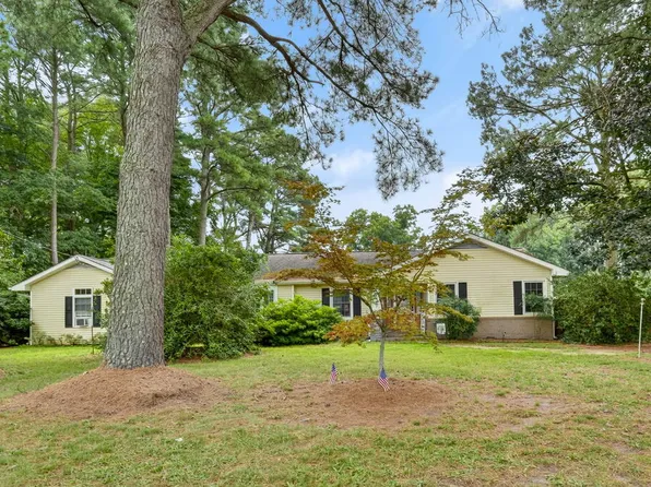 28290 Main St, Hallwood, VA 23359