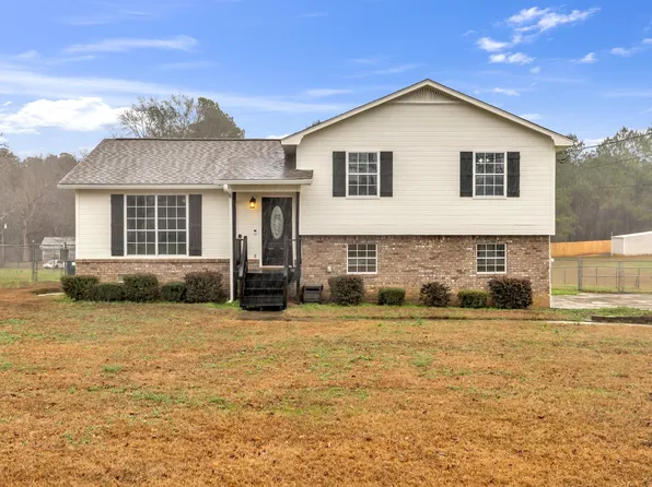 1680 White Dr, Bessemer, AL 35023