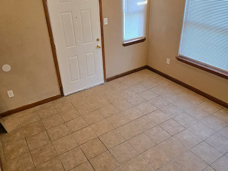 1606 SW Tennessee Ave — Photo 10