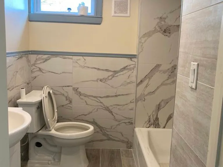 2 Secon Floor Norwalk Ct — Photo 5