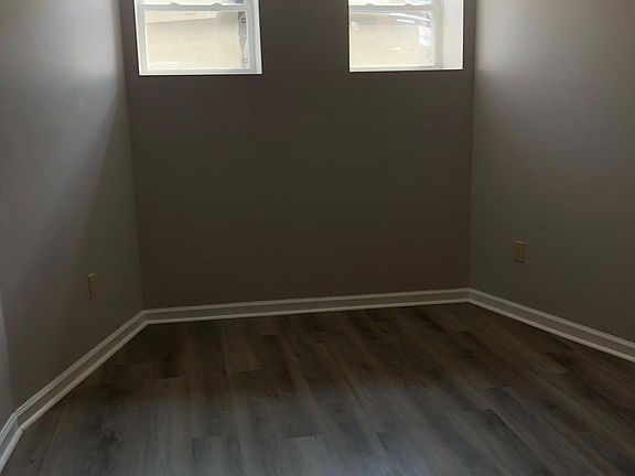 5th image of 437 W 6th St APT 6