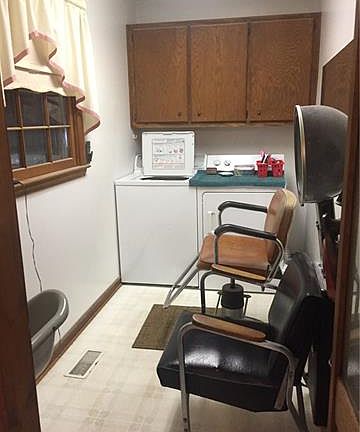 4th image of 705 Lampwick Ct
