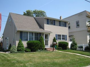 76 3rd Ave, Port Reading, NJ 07064