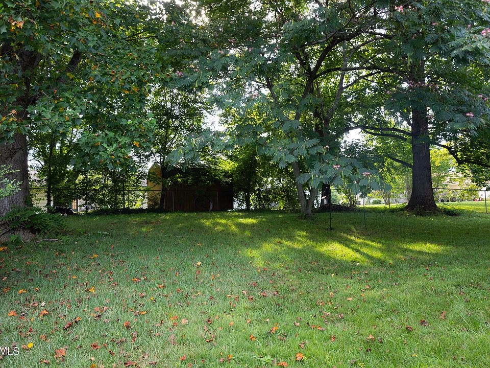 2nd image of 5809 Mondale Rd