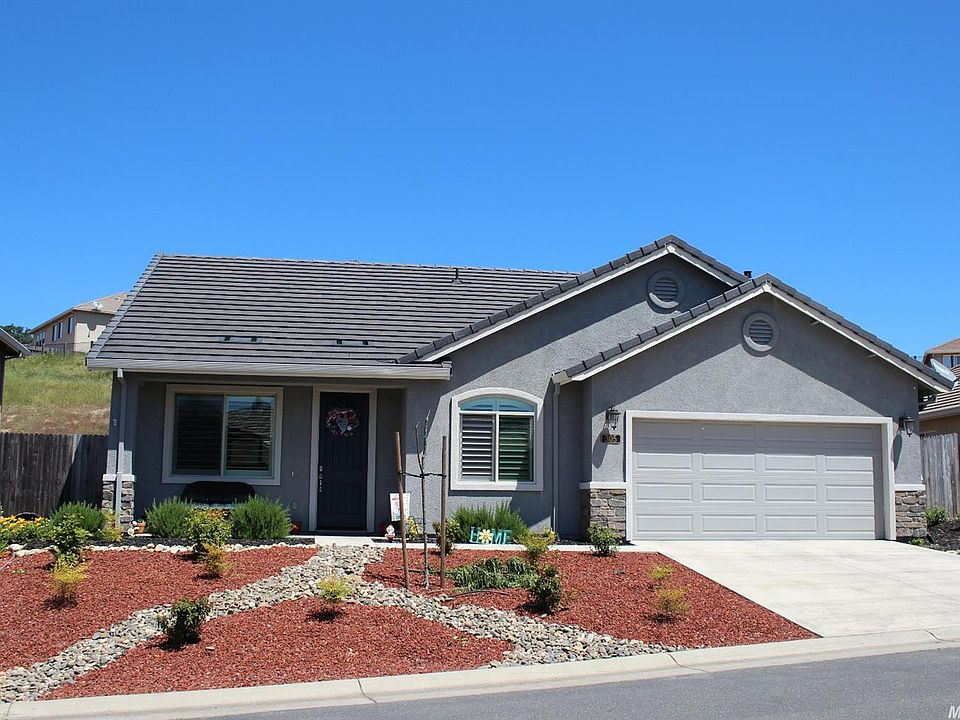 1st image of 305 Gold Creek Dr