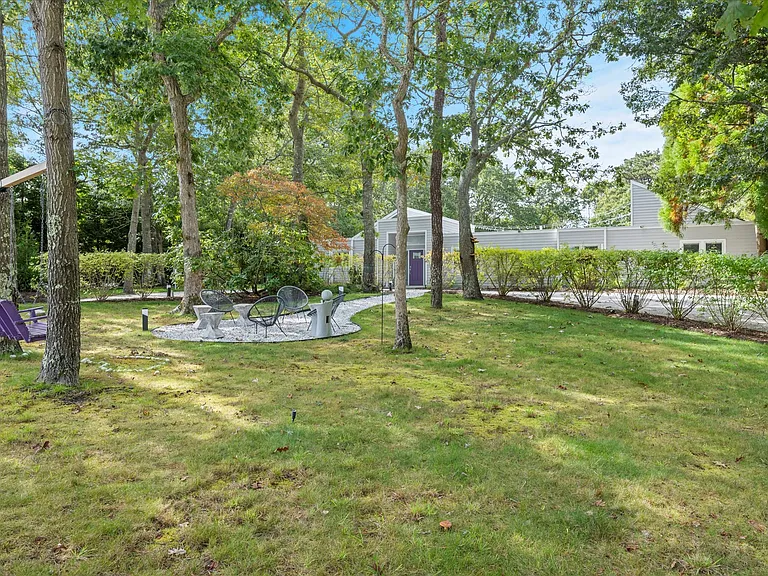 5 Lakewood Ln — Photo 36