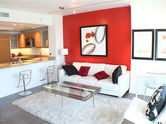 4th image of 222 Karen Ave Unit 203