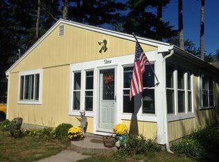 9 10th St, Wareham, MA 02571