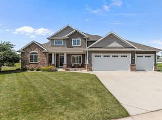 1106 Bobby Ct, Appleton, WI 54915