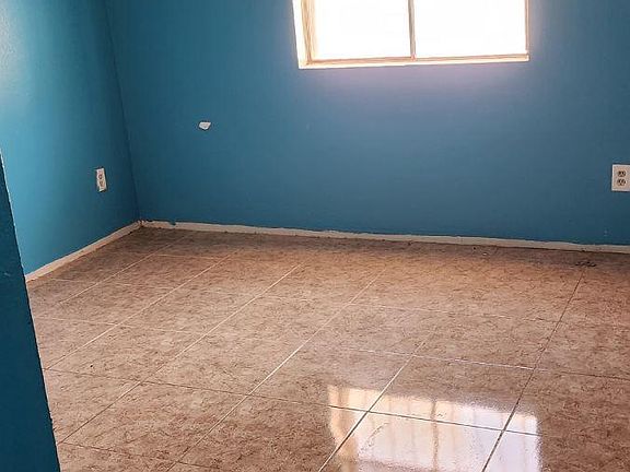 5th image of 437 N 14th St APT A