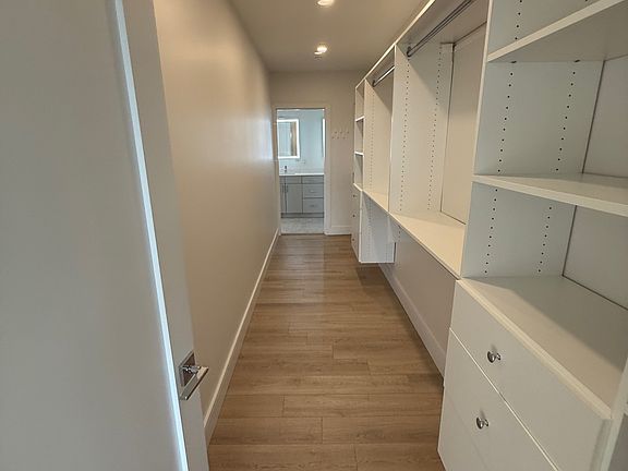 3rd image of 1948 Washington St #Penthouse 5c