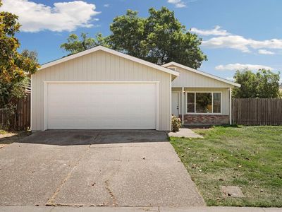 8806 Ledgewood Ave, Stockton, CA, 95210