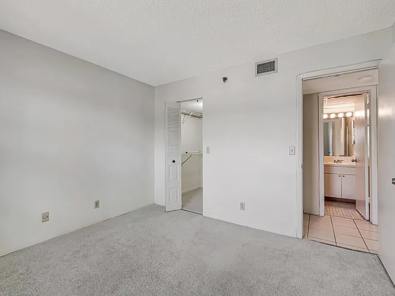 4640 Lucerne Lakes Blvd W #206 — Photo 18