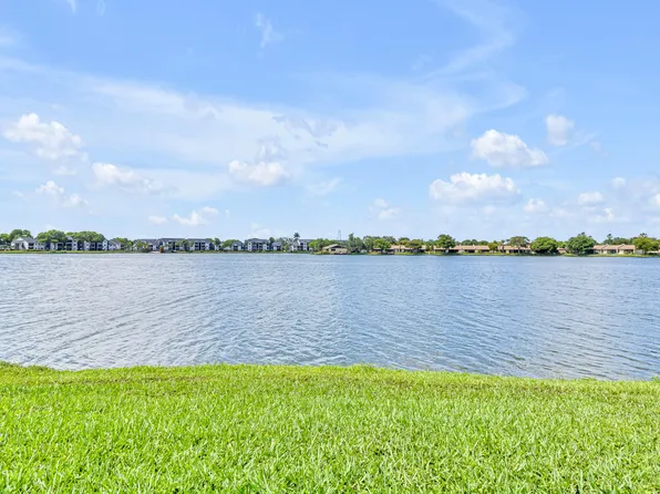 5510 Lakeside Drive #202, Margate, FL 33063