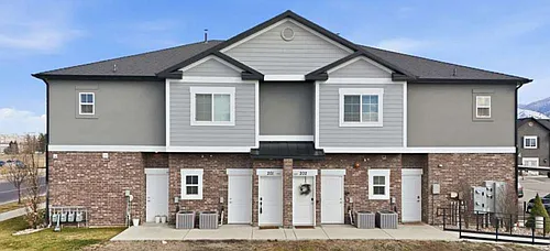 1593 N 160 W #201 Photo 1