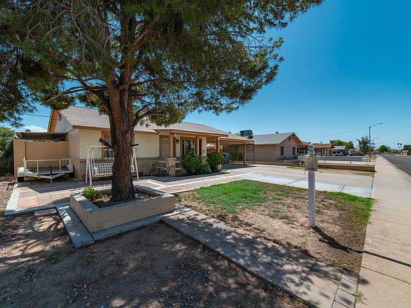3rd image of 3139 W Mandalay Ln