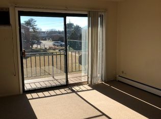 3735 Salem Walk APT A1, Northbrook, IL 60062